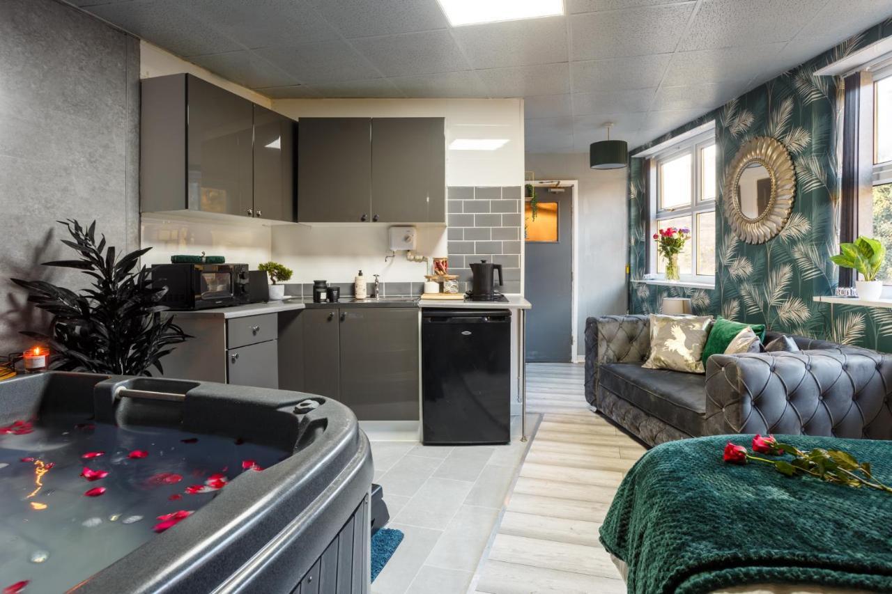Riverside Studio With Jacuzzi! Шефилд Екстериор снимка