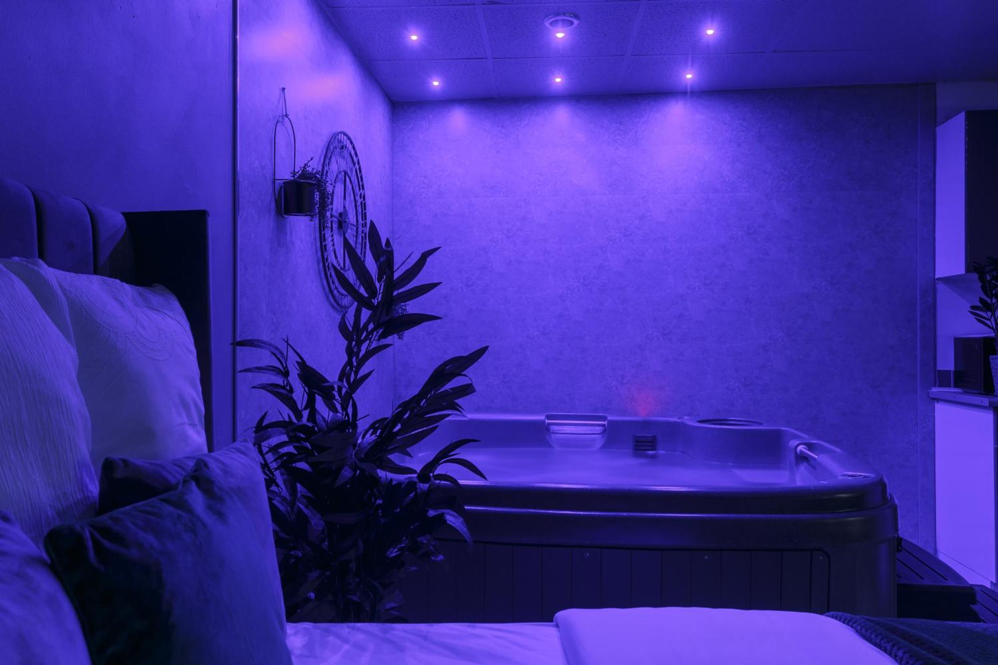 Riverside Studio With Jacuzzi! Шефилд Екстериор снимка
