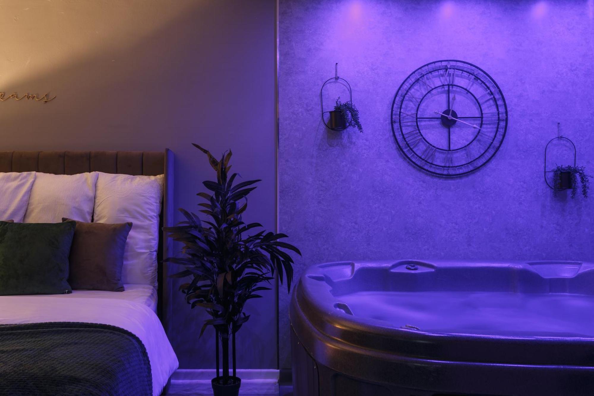 Riverside Studio With Jacuzzi! Шефилд Екстериор снимка